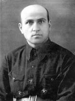 1932 . .   